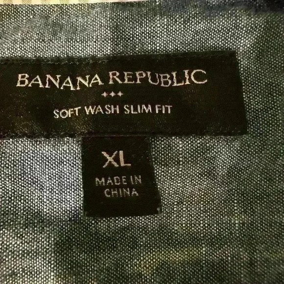 Banana Republic Green Checkered Button Down Shirt Size XL - Picture 3 of 3